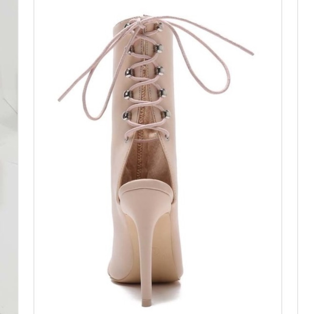 Heels - Picture 2 of 2